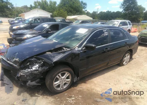 2007 Honda Accord 2.4 Ex z USA, uszkodzony, nr VIN 1HGCM56867A192087